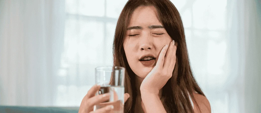 teeth whitening for sensitive teeth